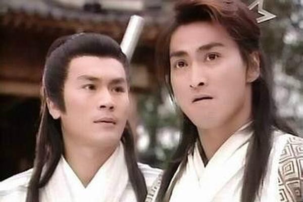 保镖之翡翠娃娃2012