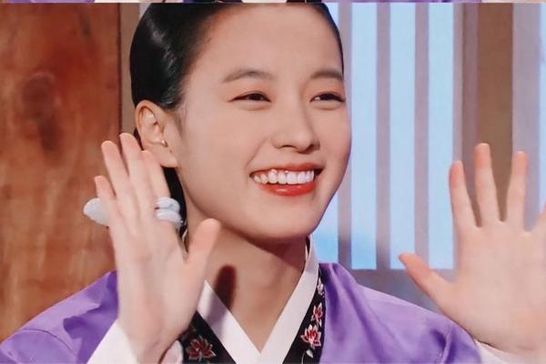 同伊国语版
