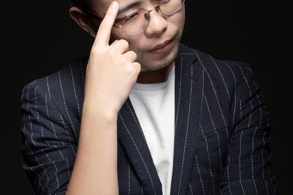 黄溢豪