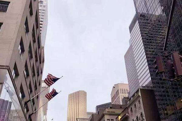 世界中心