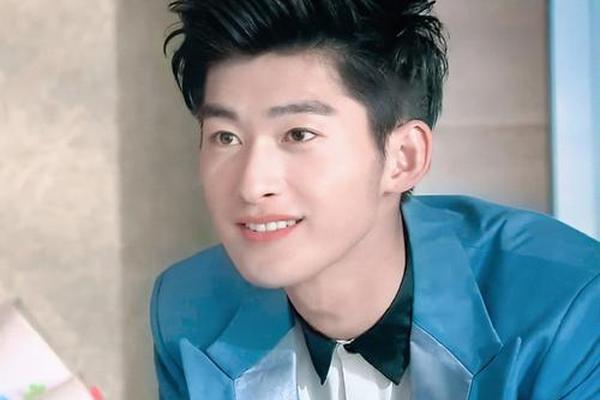 yiqilaikanliuxingyu